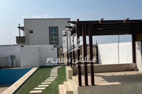 Villa de 2 chambres à Al Mairid, UAE No. 88235 15