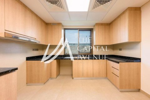 5 bedrooms Villa in Khalifa City, UAE No. 86853 12