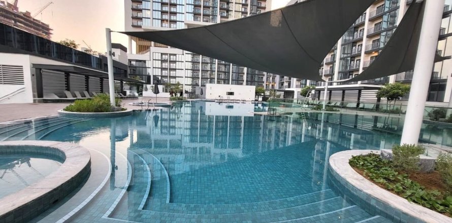 2 bedrooms Apartment in Dubai, UAE No. 105539