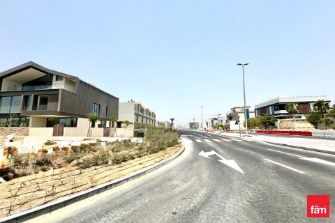 3 bedrooms Townhouse in Dubai, UAE No. 105557 6