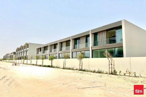 3 bedrooms Townhouse in Dubai, UAE No. 105557 5