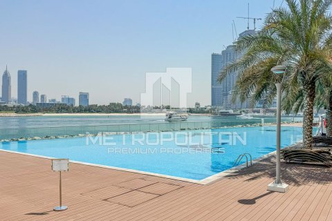 Квартира с 1 спальней в Azure Residences, ОАЭ №28168 20