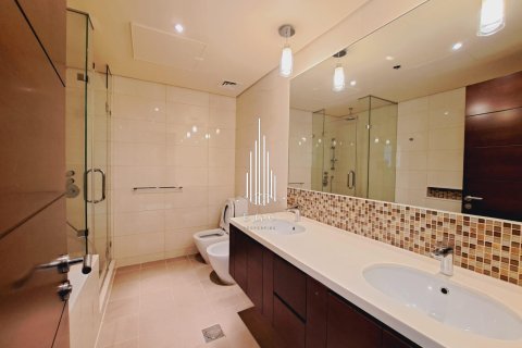 Apartment de 3 dormitorios en Corniche Road, UAE No. 22854 22