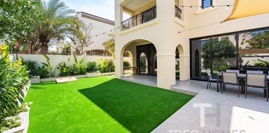 Villa de 3 dormitorios en Lila, UAE No. 73872