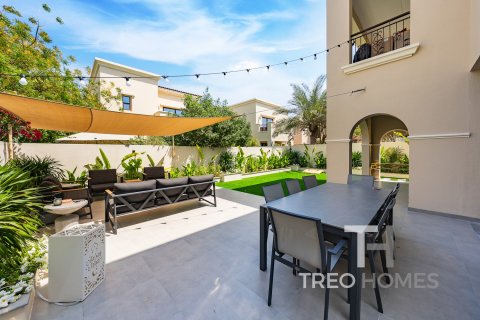 Villa de 3 dormitorios en Lila, UAE No. 73872 14