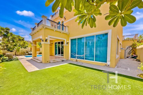Villa de 4 chambres à Legacy, UAE No. 73860 15