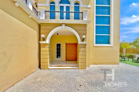 Villa de 4 chambres à Legacy, UAE No. 73860 16