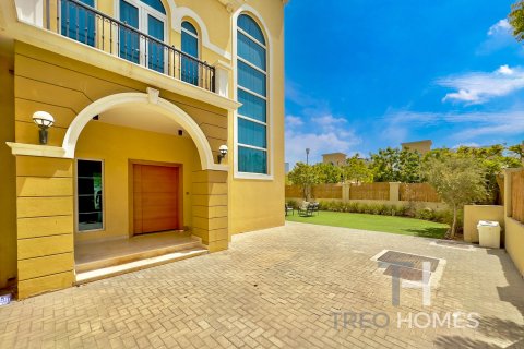Villa de 4 chambres à Legacy, UAE No. 73860 7