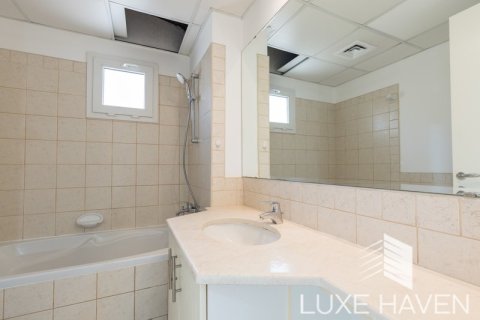 5 bedrooms Villa in Meadows, UAE No. 8705 25
