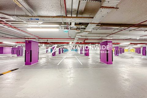 Apartment de 2 dormitorios en Abu Dhabi, UAE No. 104977 11