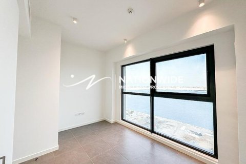 Apartment de 2 dormitorios en Abu Dhabi, UAE No. 104977 7
