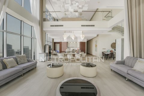 Appartement de 4 chambres à BLVD Crescent, UAE No. 33586 8