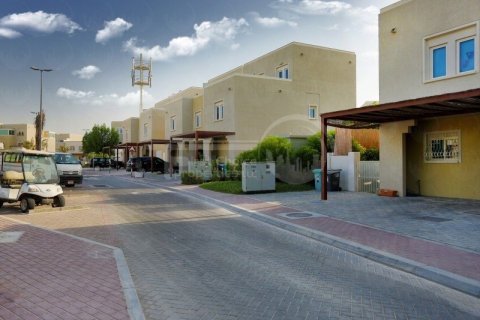 4 غرف نوم فيلا في أبو ظبي, الإمارات العربية المتحدة رقم 13402 19