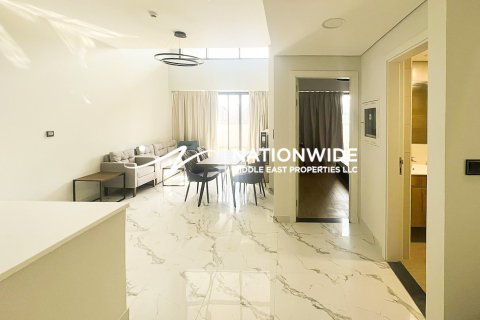 Duplex de 3 dormitorios en Abu Dhabi, UAE No. 104789 15