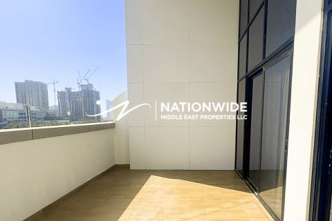Duplex de 3 dormitorios en Abu Dhabi, UAE No. 104789 7