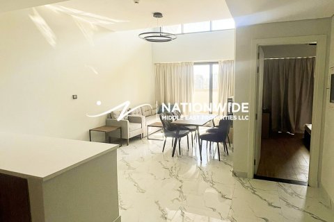 Duplex de 3 dormitorios en Abu Dhabi, UAE No. 104789 14
