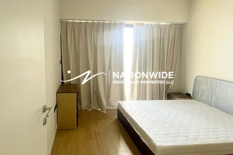 Duplex de 3 dormitorios en Abu Dhabi, UAE No. 104789 9