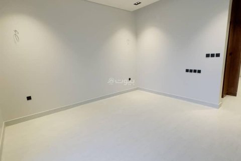 Villa de 5 dormitorios en Riyadh, Saudi Arabia No. 61754 17