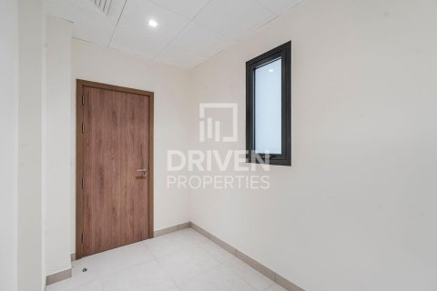 Вилла с 4 спальнями в District One, ОАЭ №85381 15