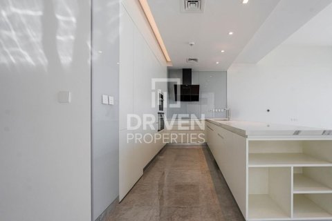 Вилла с 4 спальнями в District One, ОАЭ №85381 25