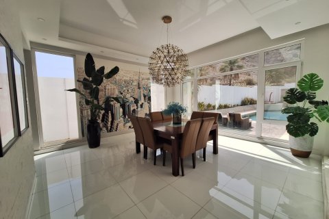 Villa de 5 chambres à Bawshar, Oman No. 105029 4
