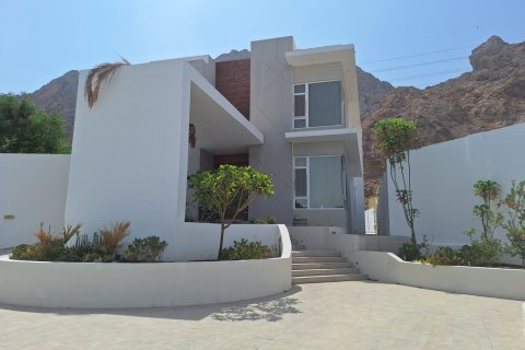 Villa de 5 chambres à Bawshar, Oman No. 105029 1