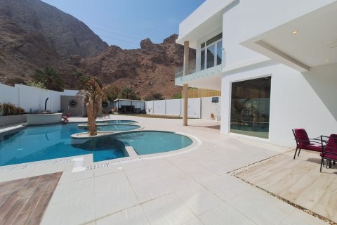 Villa de 5 chambres à Bawshar, Oman No. 105029 10