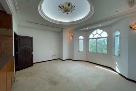 Villa de 5 dormitorios en Muscat, Oman No. 105030 4