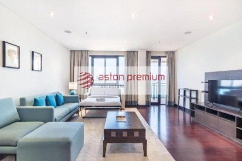 1 bedroom Apartment in Palm Jumeirah, UAE No. 104270 2