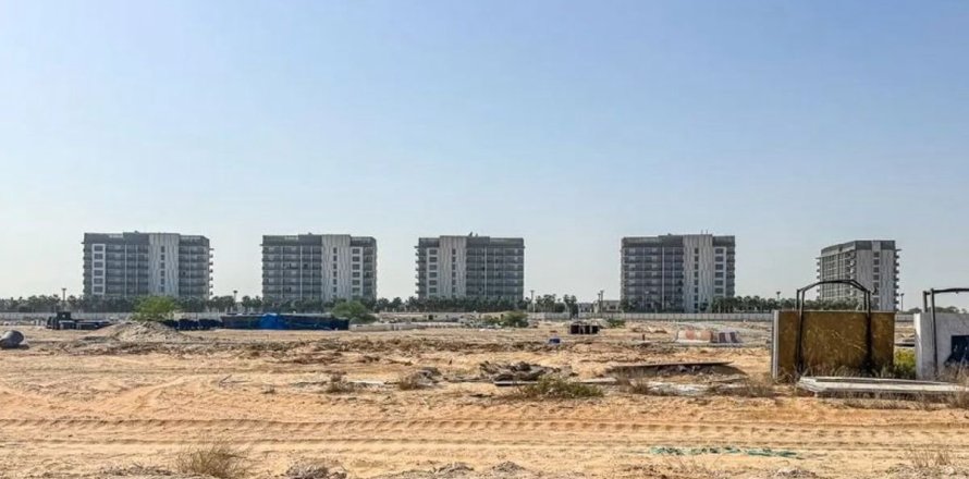 641.3m² Land in Dubai, UAE No. 89262
