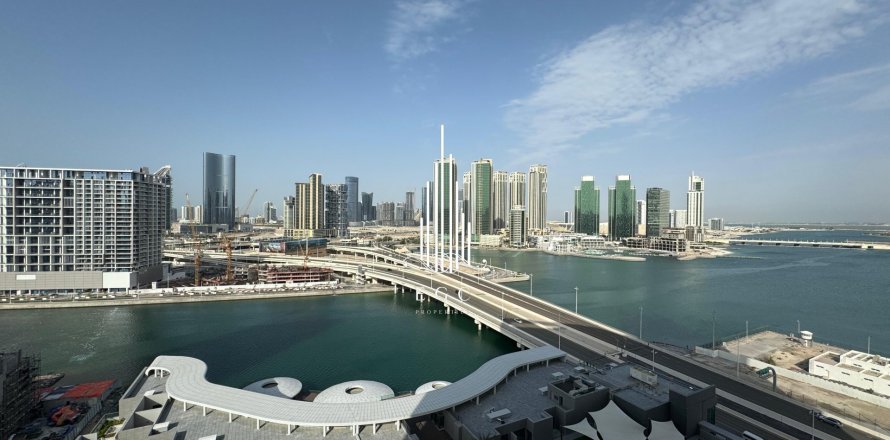 Apartment de 2 dormitorios en Tourist Club Area, UAE No. 29184
