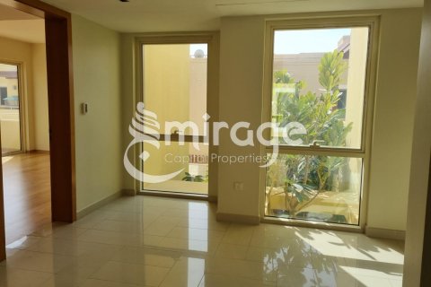4 غرف نوم فيلا في Al Raha Gardens, الإمارات العربية المتحدة رقم 37175 4