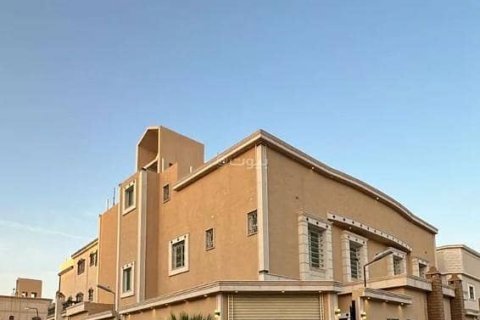 Villa de 6 dormitorios en Riyadh, Saudi Arabia No. 98688 3