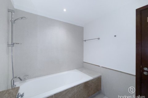 1 bedroom Apartment in Downtown Dubai (Downtown Burj Dubai), UAE No. 102438 16