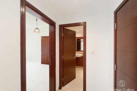 1 bedroom Apartment in Downtown Dubai (Downtown Burj Dubai), UAE No. 102438 11
