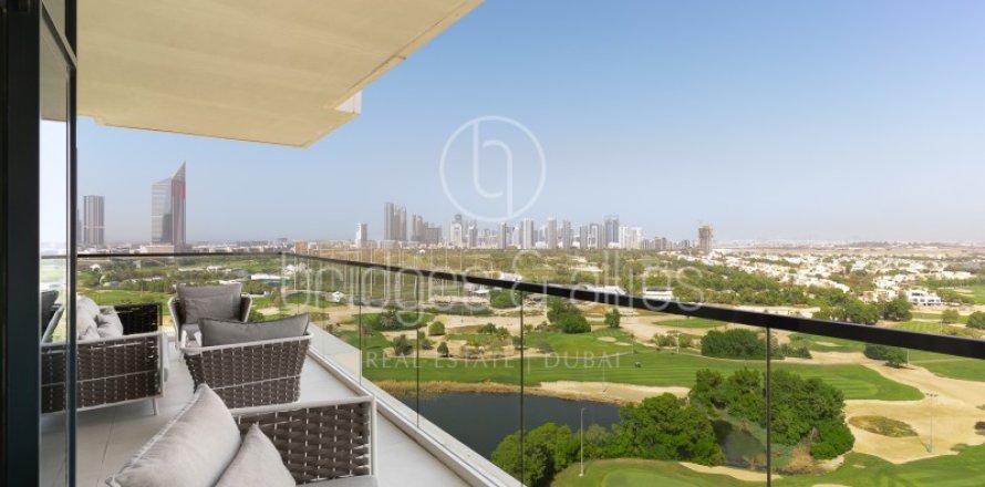 Apartment de 2 dormitorios en The Hills, UAE No. 102436