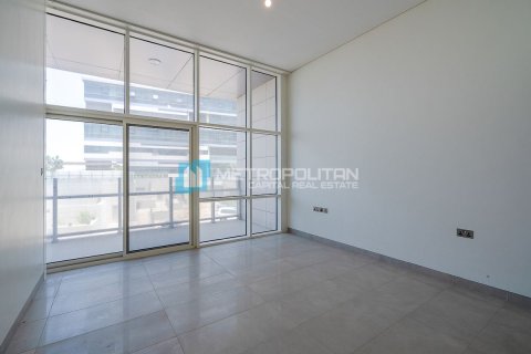3 bedrooms Apartment in Al Raha Beach, UAE No. 46799 5