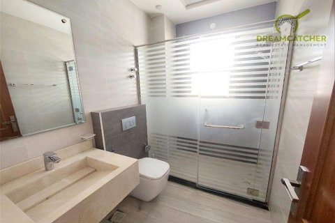 4 bedrooms Villa in Al Yasmeen, UAE No. 20248 15