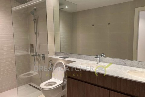 Квартира с 2 спальнями в Джумейра, ОАЭ №857 15