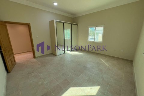 5 bedrooms Villa in Doha, Qatar No. 58125 15